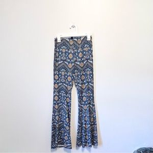 Windsor Yoga Flair pants